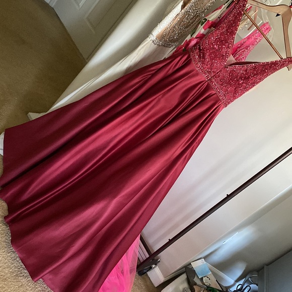 Red Pageant Gown - Picture 14 of 16